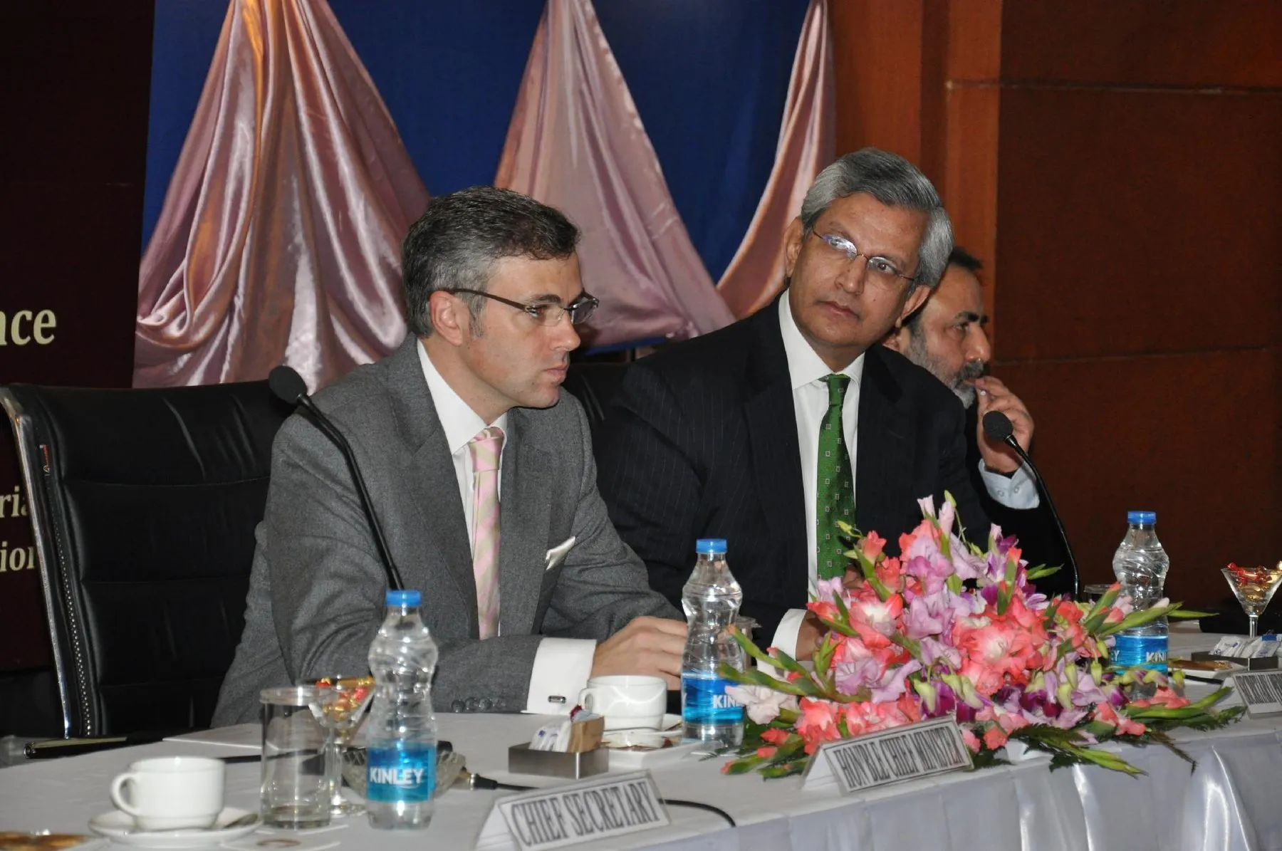 Prof. Prajapati Trivedi with the Chief Minister of Jammu and Kashmir, Mr. Omar Abdullah